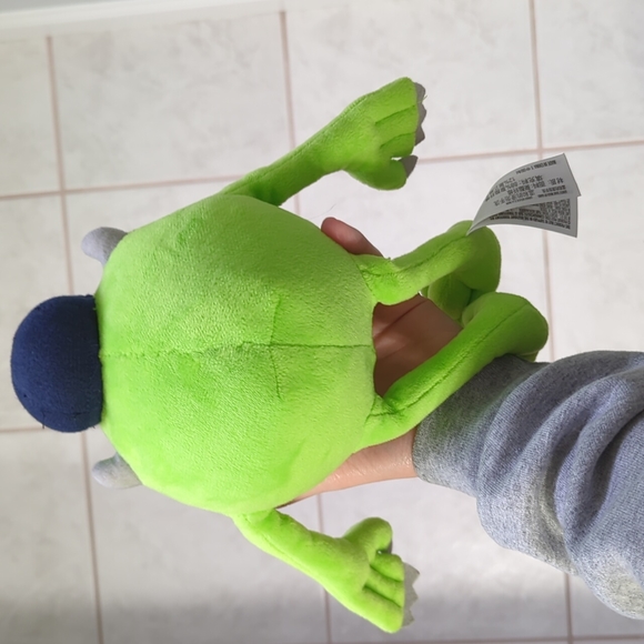 Monster's university mike - Picture 2 of 8